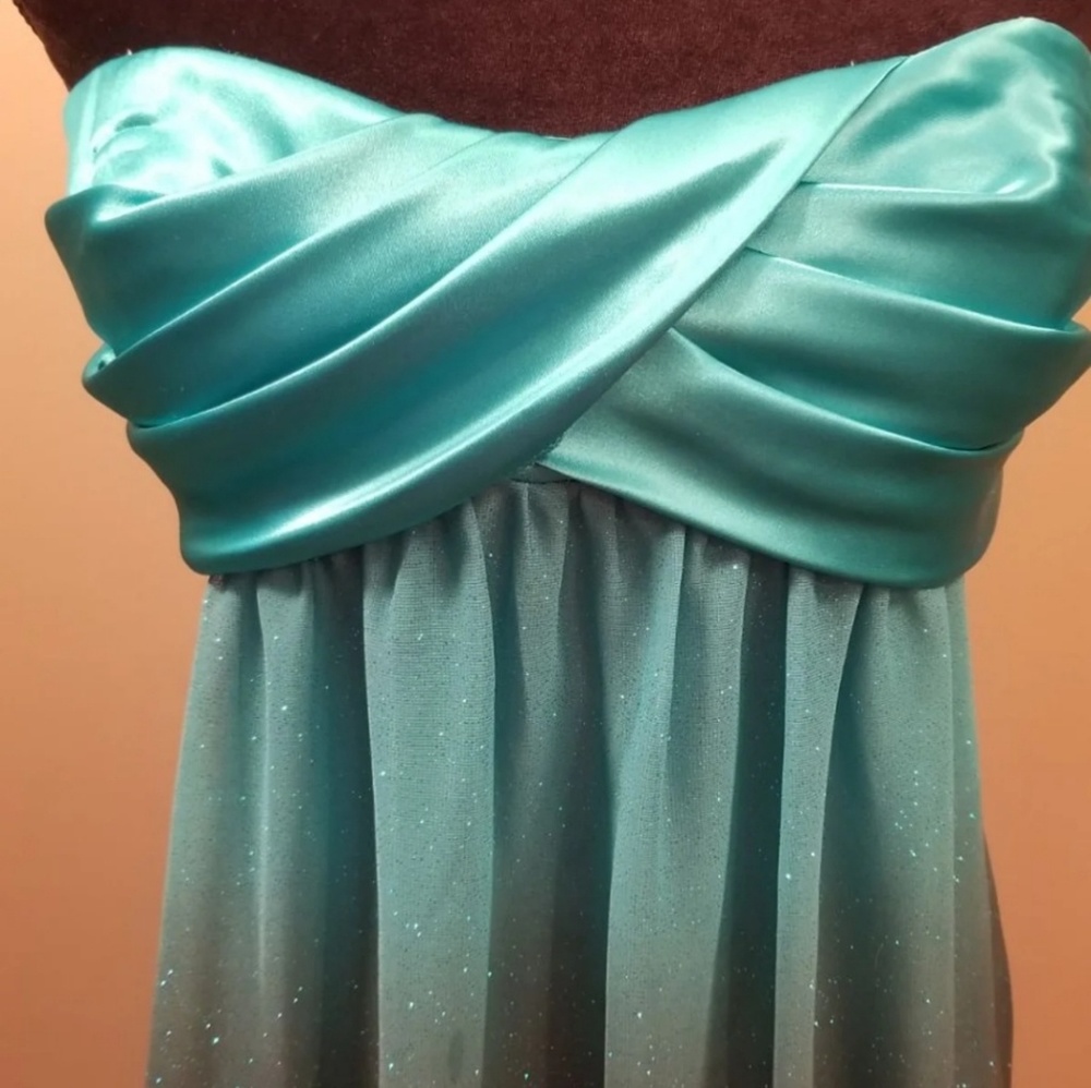 Ombre Strapless Sparkly Dress - Picture 3 of 6